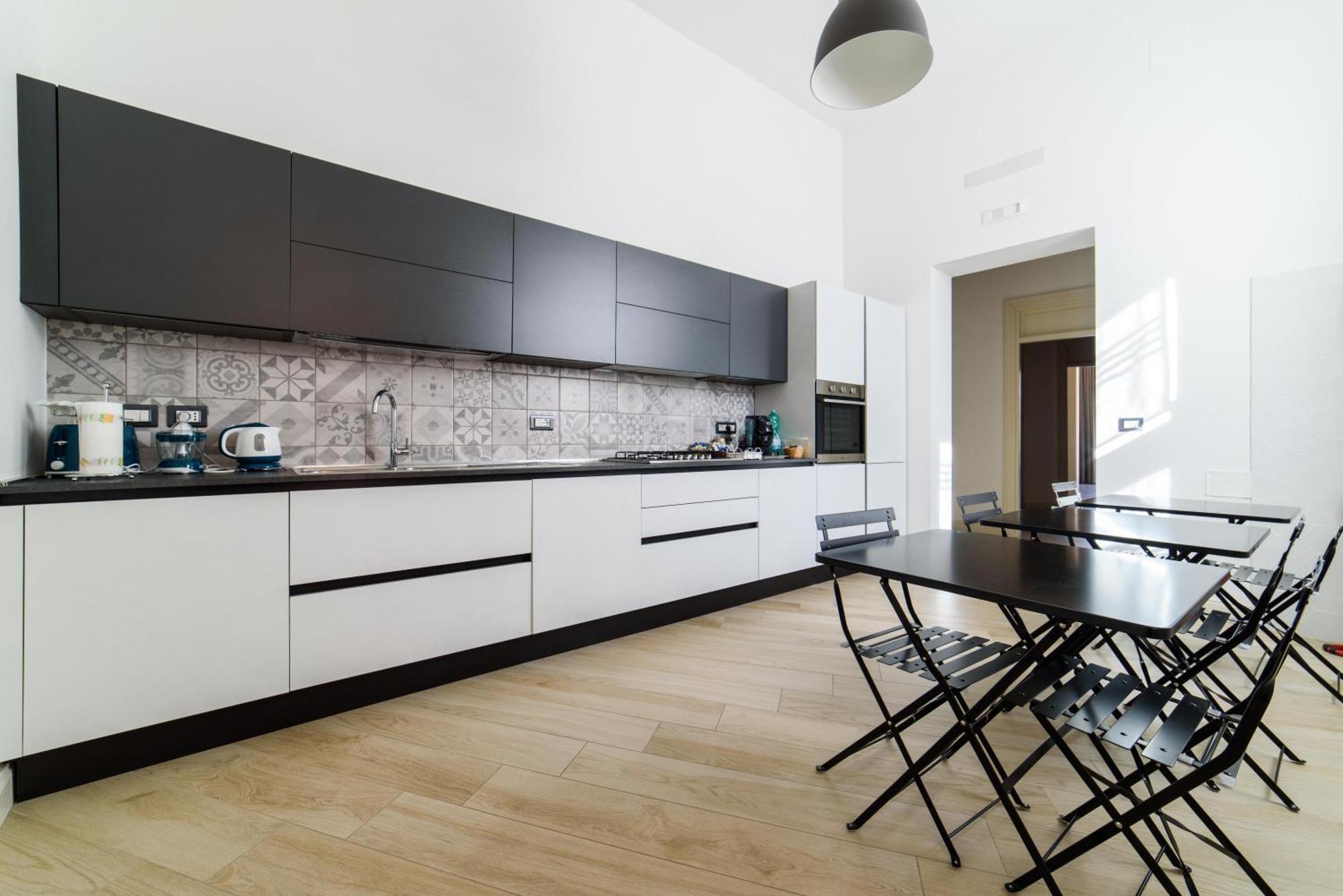 One&One Hotel Салерно Екстериор снимка